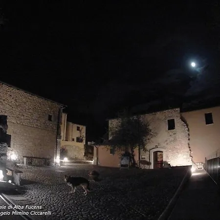 Lalchimista Del Borgo Bed & Breakfast *