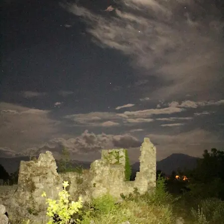 Bed & Breakfast Lalchimista Del Borgo Massa d'Albe