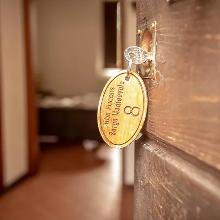 Lalchimista Del Borgo Bed & Breakfast *