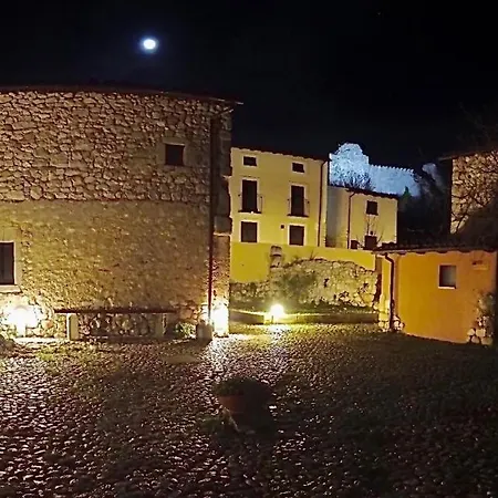 Lalchimista Del Borgo *
